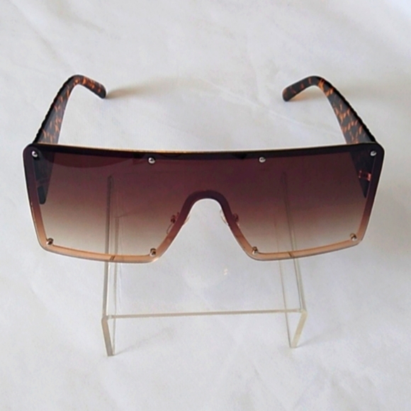 💎🛑⚠️LAST ONE! 💞"Bad Chics Only" fashion glasses! - Picture 1 of 11